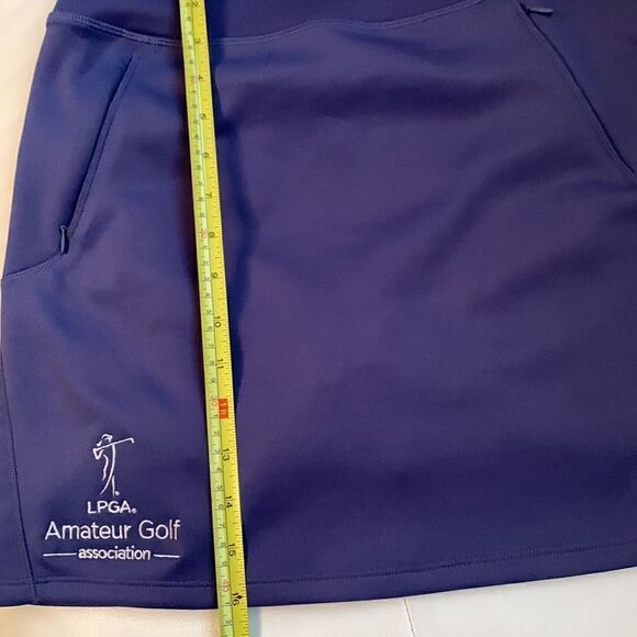 Annica Cutter and Buck Skirt With Removable Shorts. Size XS - Picture 10 of 10